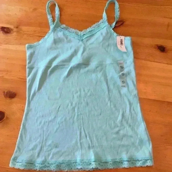 🌸2/$15🌸new Old Navy Tank - Picture 1 of 5